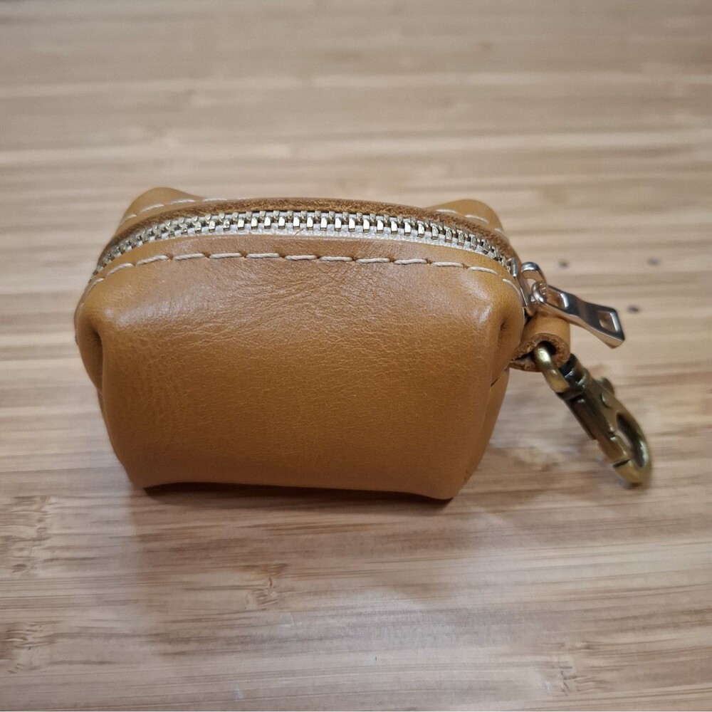 Portland Leather Goods NWOT - PLG Dopp Keychain Pouch Coin Purse  Cognac  Honey